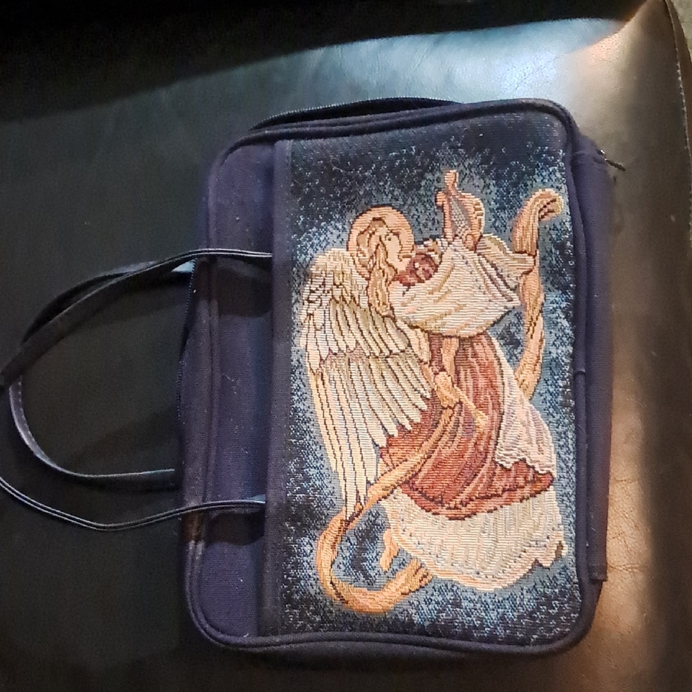 Elegant Angel Embroidered Women's Bible Cover